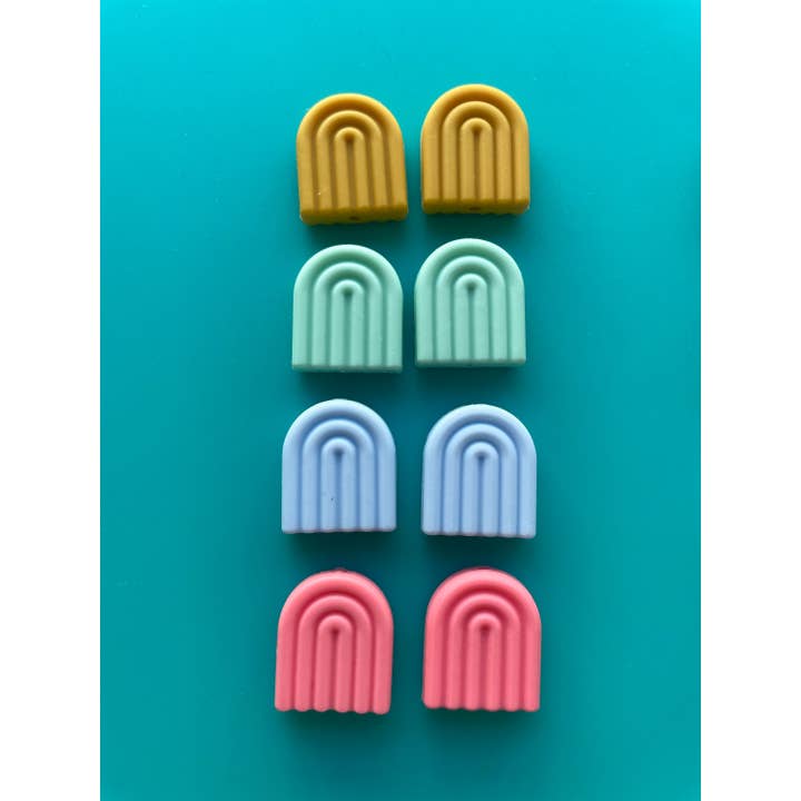 Comma Craft Co - Wholesale Knitting/Crochet Supplies - CURATED SETS! Knitting Needle Point Protectors - rainbows3