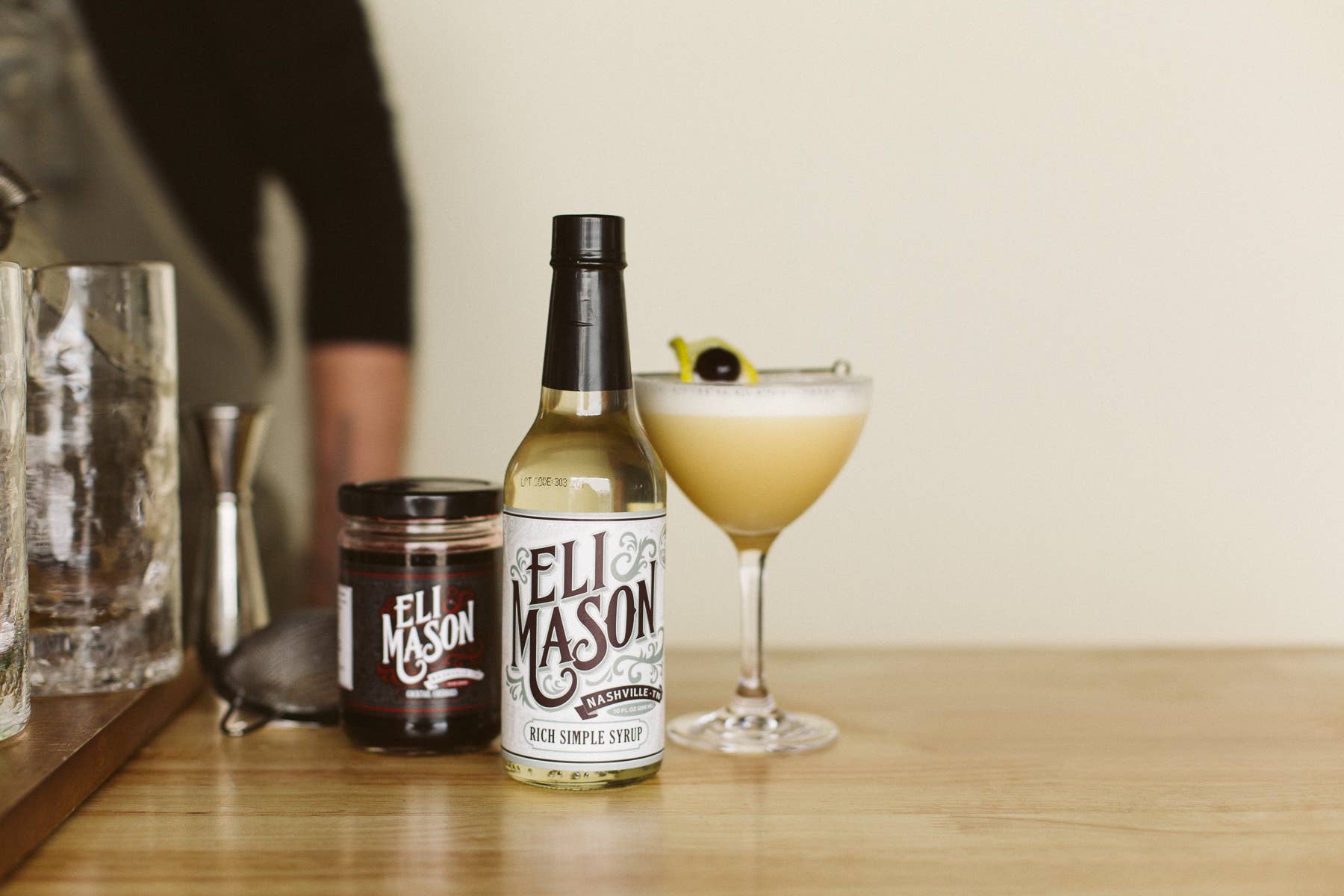 Eli Mason - Wholesale Cocktail Mix/Syrup - Rich Simple Syrup1