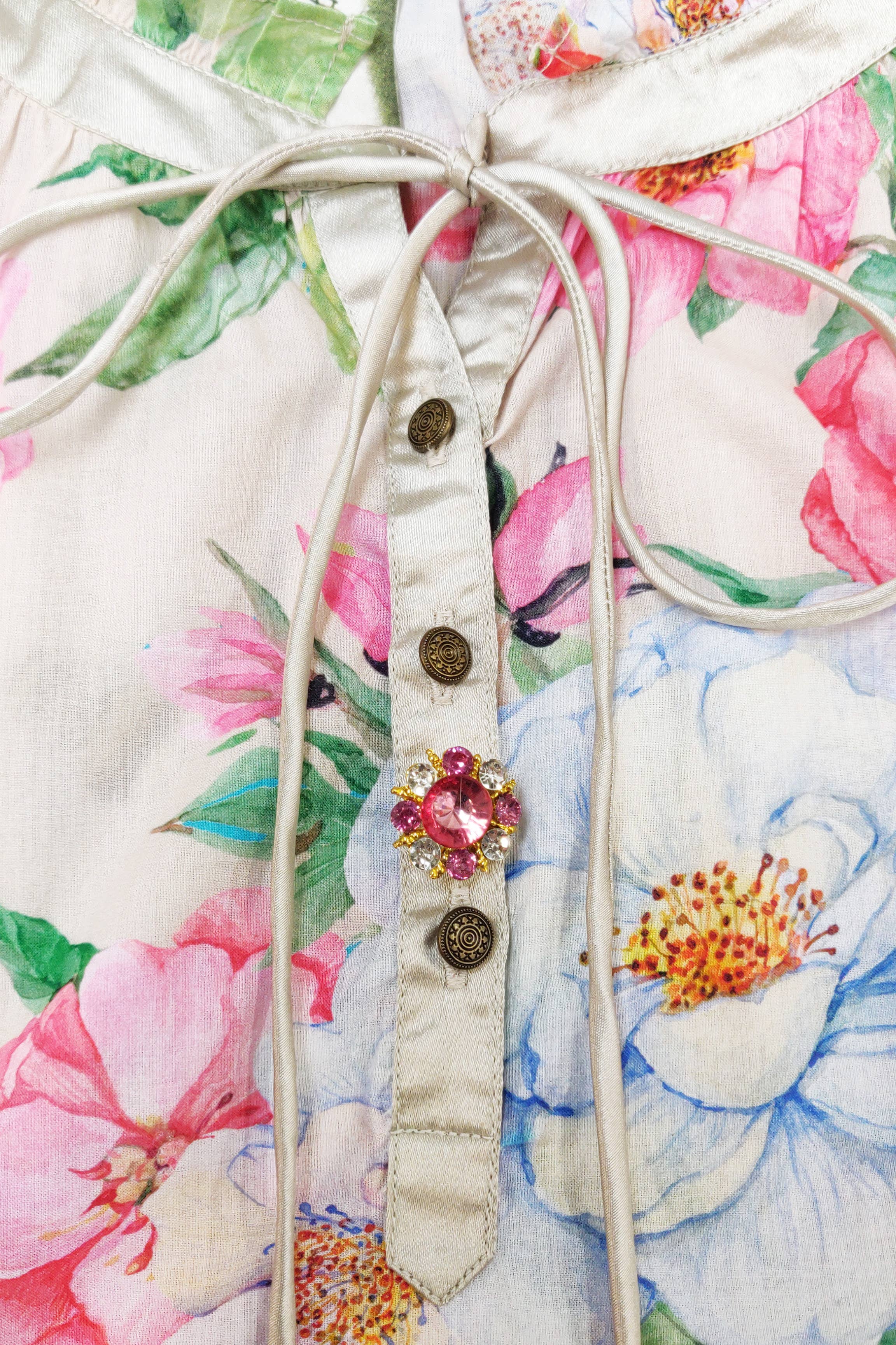 Elfenben Blomstret LA Ville Rose Bluse for engroshandel på Faire9