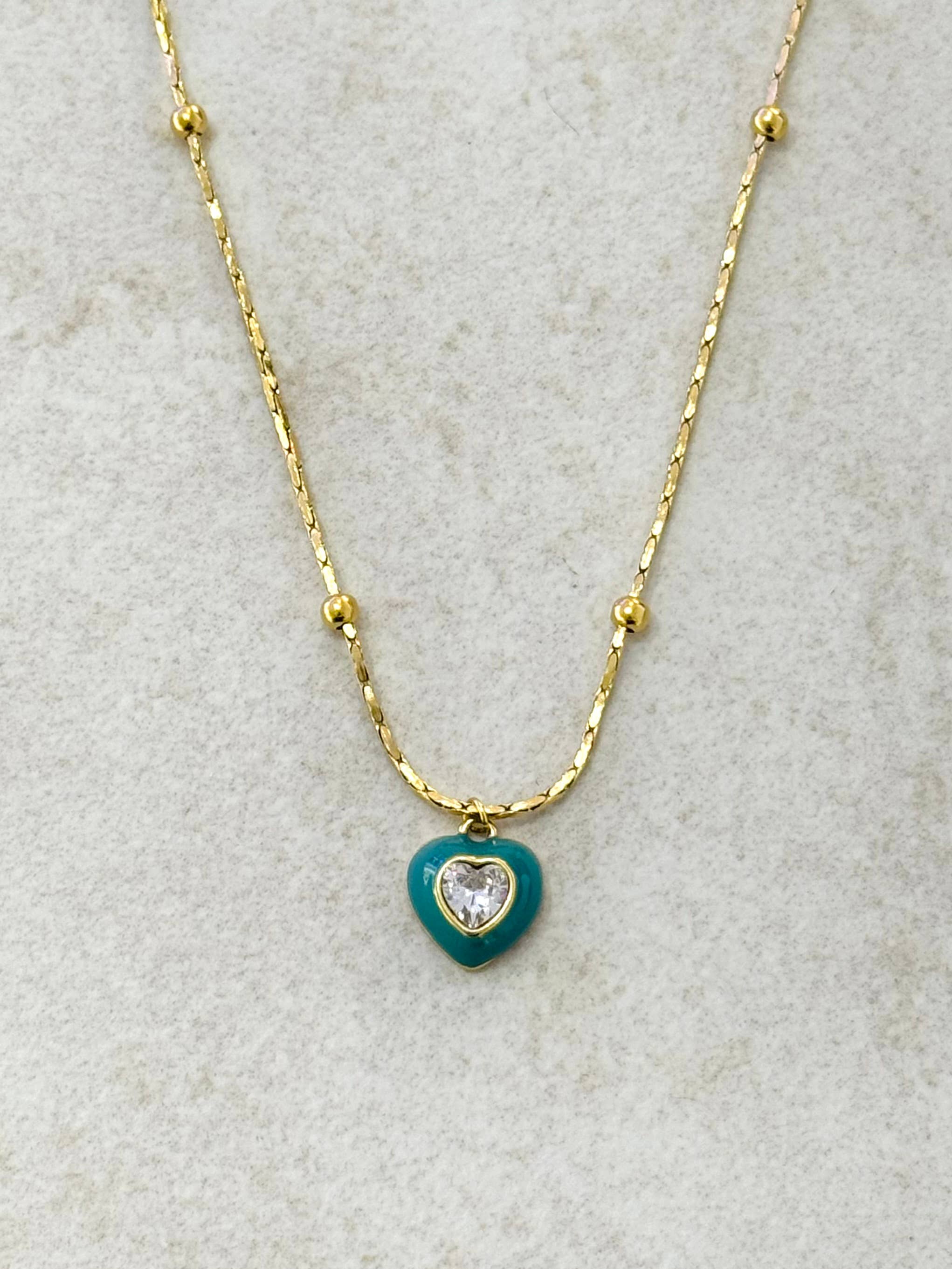 Cassette Barcelona - Venta al por mayor Collares con colgantes/abalorios - Collar de Corazón de Esmalte Lexi0