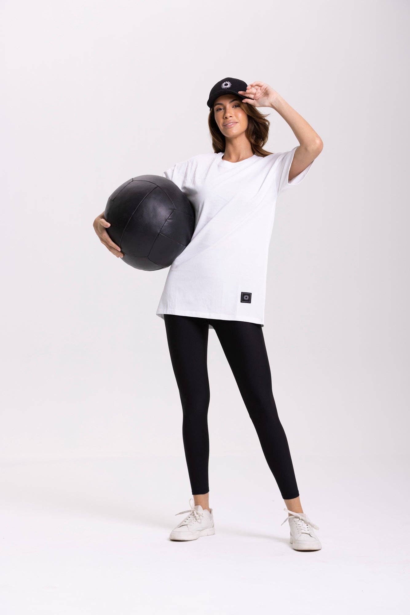 Onamaste - Vendita all'ingrosso Maglietta - Donna - T-shirt oversize13