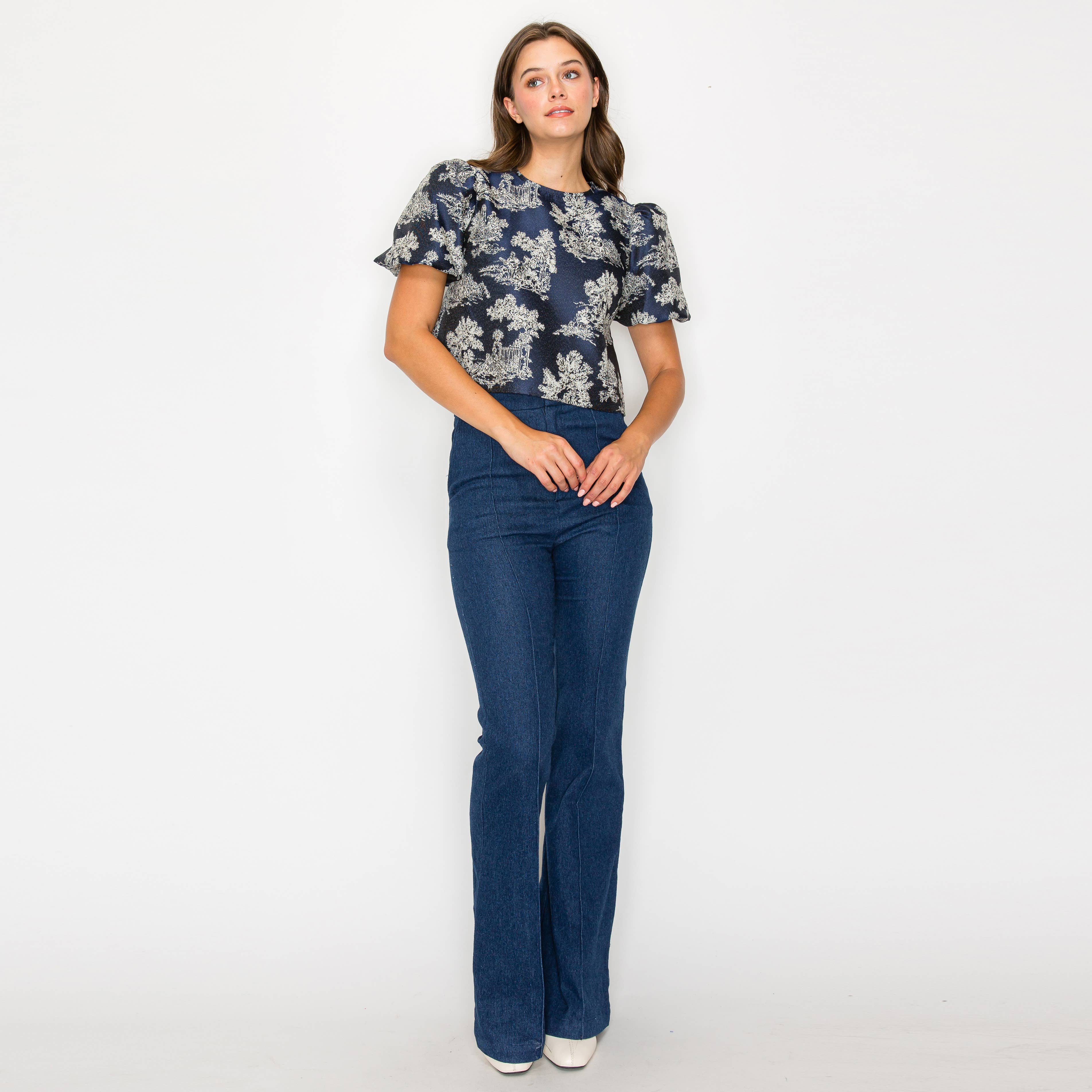 LoveWednesday - Wholesale Blouse - Women's - Toile Jacquard pattern top - LWT18004