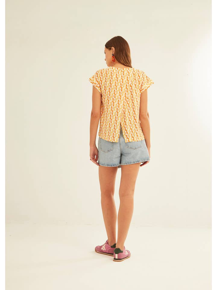 XANTIK - Wholesale Blouse - Women's - Back Opening Blouse Orange Oval Shapes1