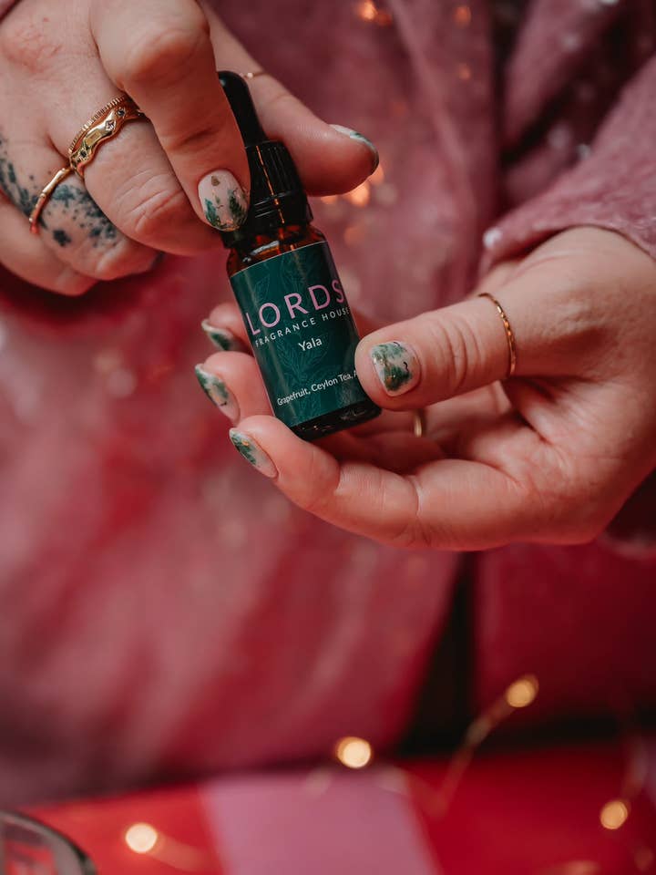 Yala Fragrance Oil | Diffuser Oils | Strong Fragrance Oils for wholesale by LORDS Fragrance House