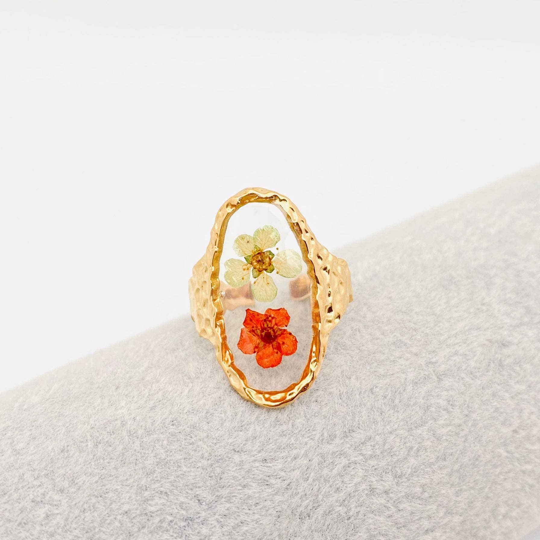 Mio Queena - Wholesale Cocktail/Statement Ring - 18K Gold Plated Stainless Steel Floral Ring - FGS/PDF6