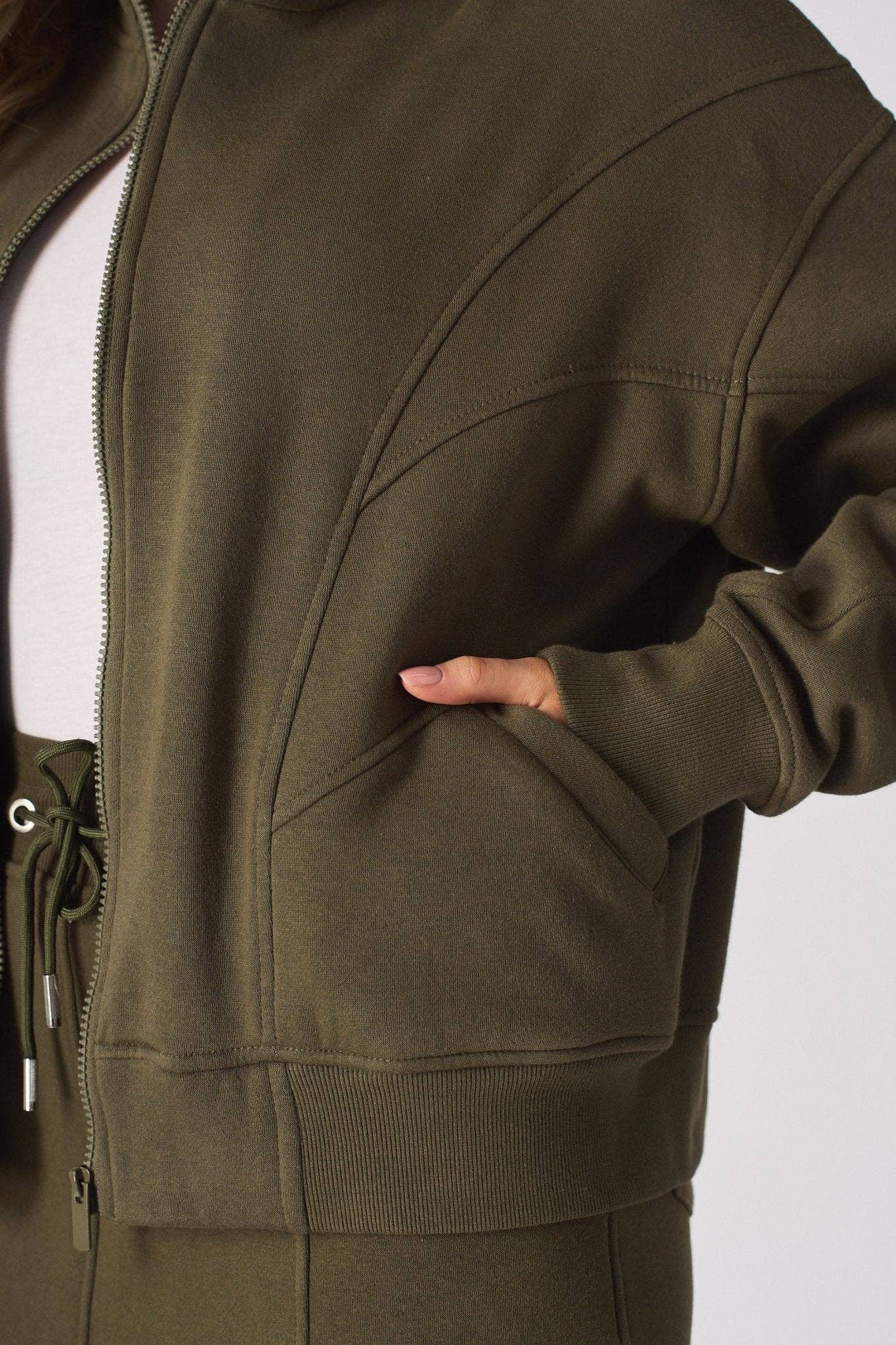 JMOJO UK Limited – wholesale Sweatshirt – Women's – Tirra Zip Up Sweatshirt – Khaki7