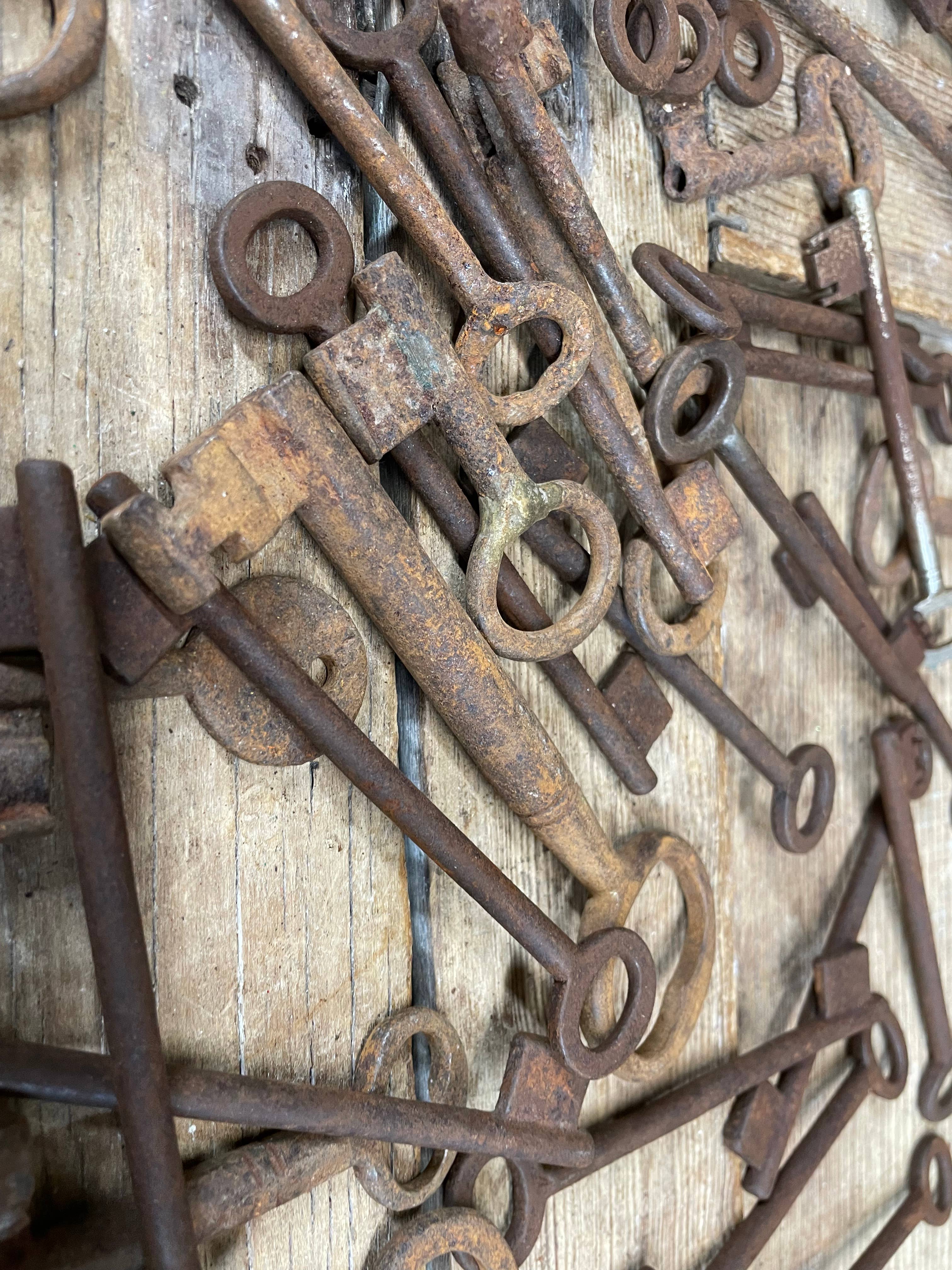 My Amigos Imports - Wholesale Decorative Tabletop Object - Antique Iron Key-Original-Vintage-Iron Skeleton Keys-RESTOCK3