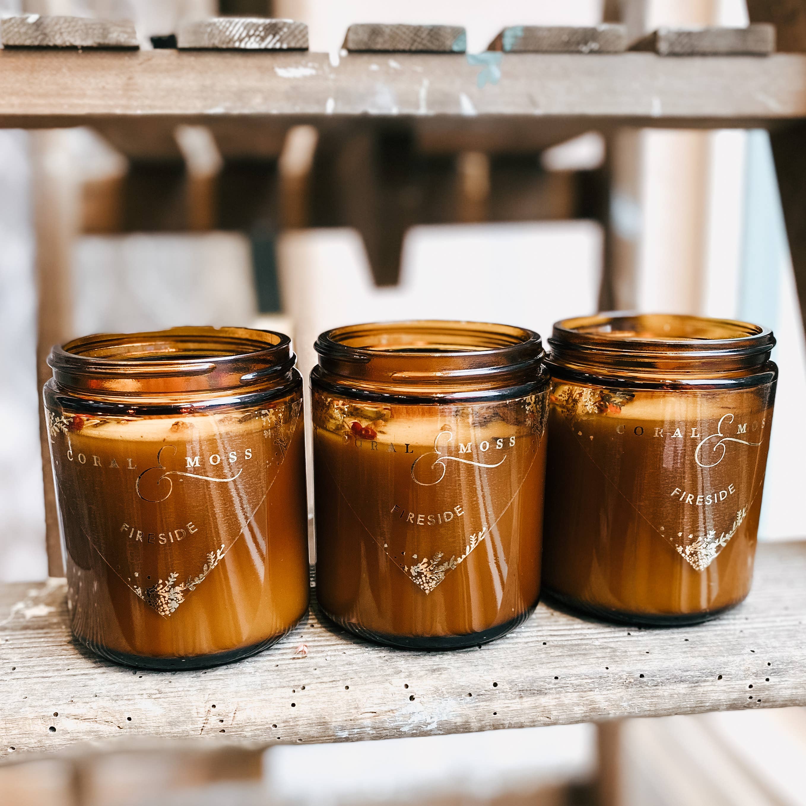 Coral & Moss – wholesale Burkljus – Fireside Apothecary doftljus1