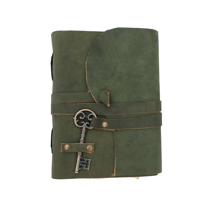 Journal en cuir brut avec clé Carnet de sorts celtique vintage pour la vente par Billion Brothers