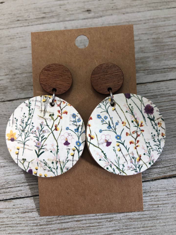 Wildflower kork rundor med trästolpar för wholesale av Designs by Ashley