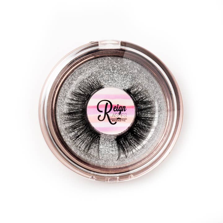 KAIT MAGNÉTIQUE pour la vente par Reign Lashes