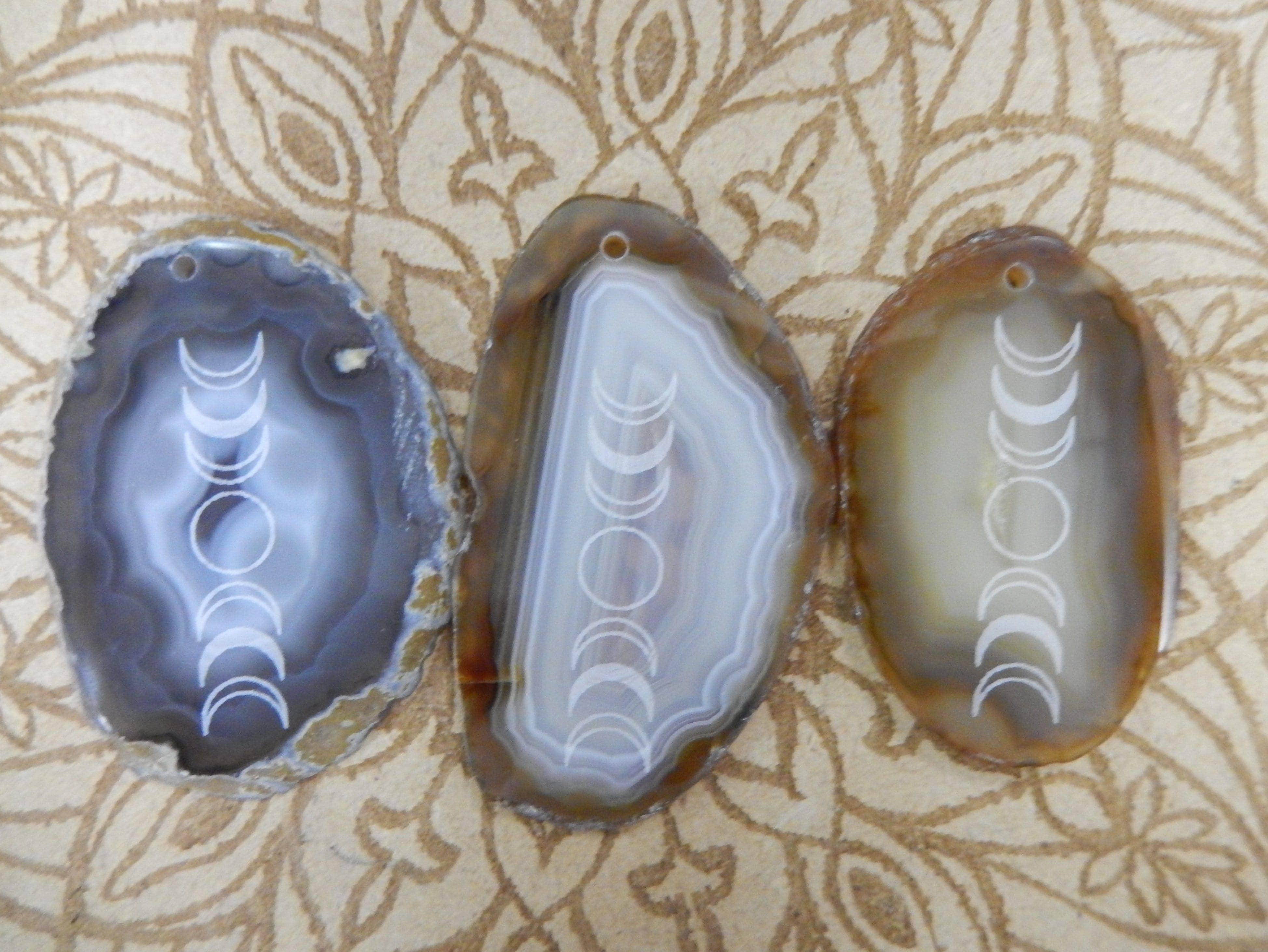 Rock Paradise - Wholesale Spiritual Stone/Crystal - Agate Slice with Moon Phase Design - Choose Drilled or Un-Drilled - Geode Slice - Jewelry Supplies2