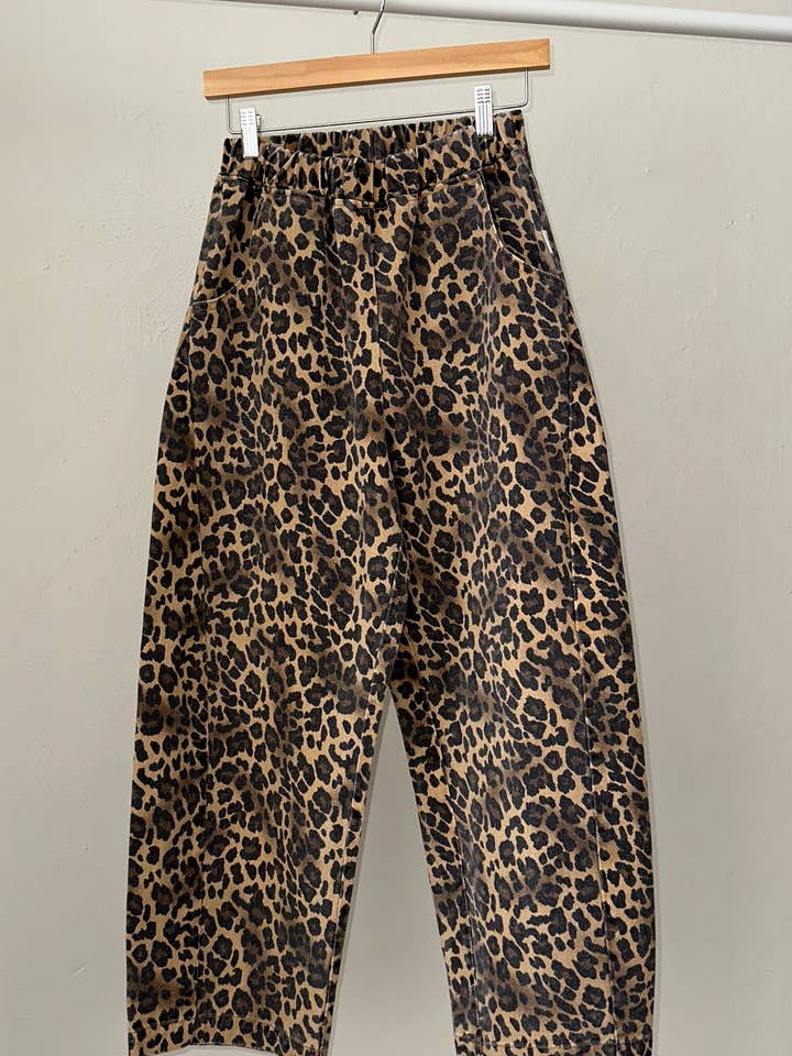 Le Bon Shoppe - Wholesale Pants – Women's - Arc Pants (2S-2M-1L-1XL)15