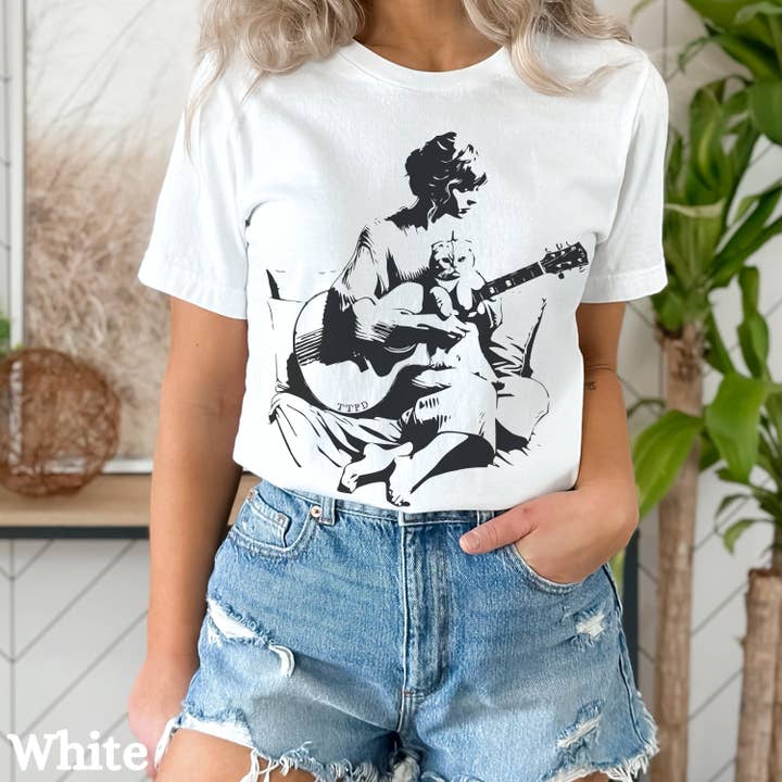 SONDO DESIGN LTD - Wholesale T-Shirt (Graphic) - Women's - Tortured Poets Love Cats Shirt, Taylor Swifties TTPD Shirt