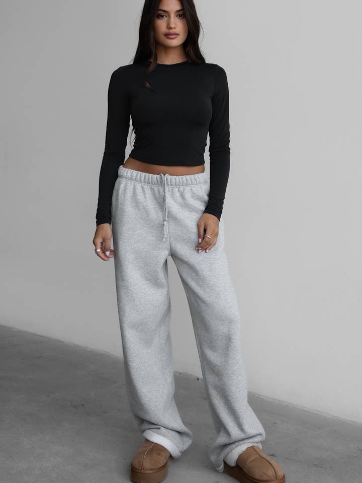 TICTOC - Wholesale Lounge Sweatpants/Joggers - Women's - LANI Cloud Fleece Wide Leg Sweatpants Stretch Waist & Pocket17
