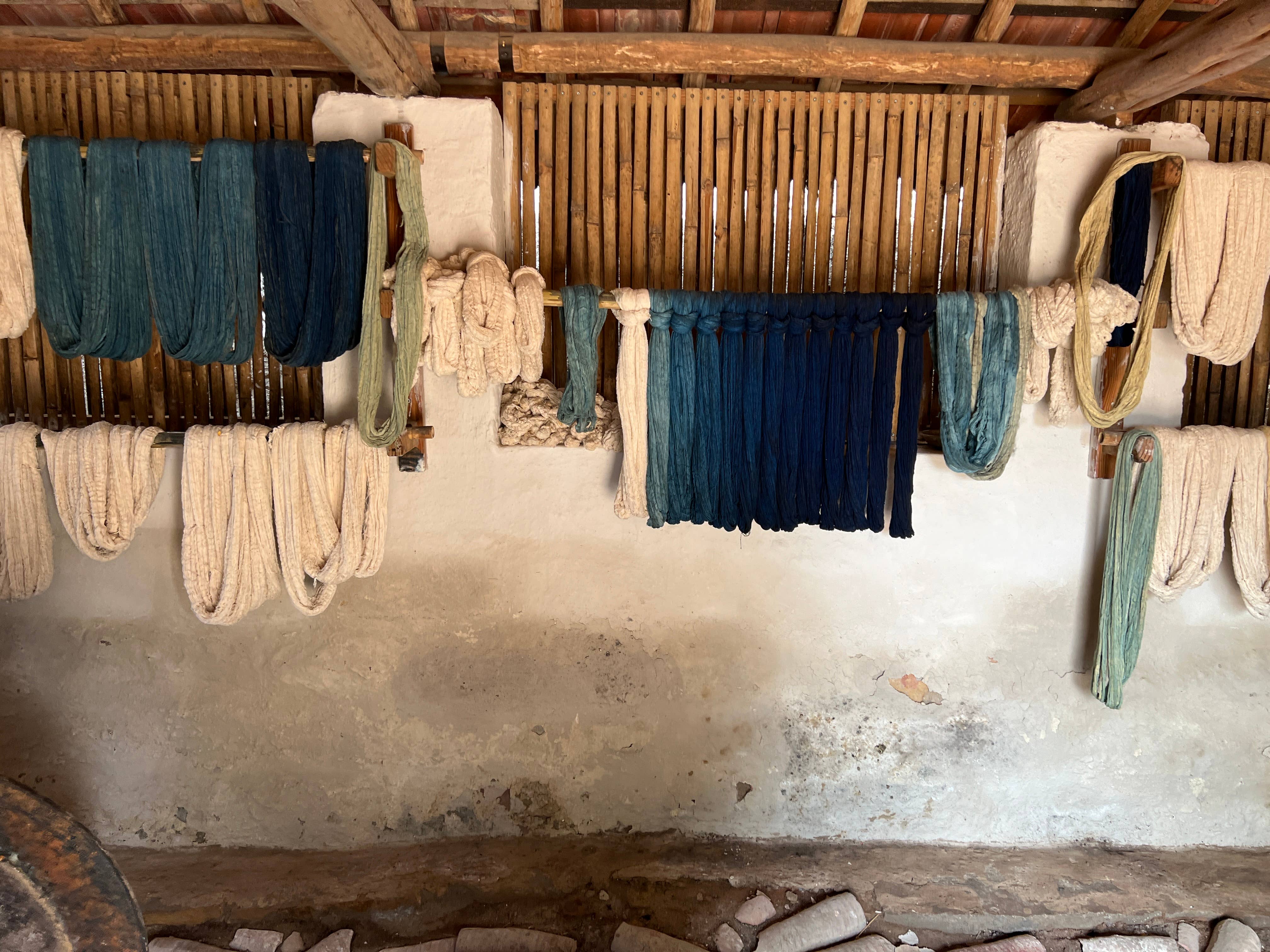 Peaceware - Wholesale Dinner & Cloth Napkin - Cotton Table Napkins - Assorted Indigo -Aria (Set of 4)7