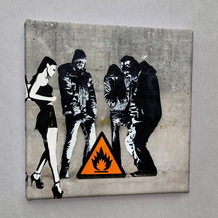 #01224 Fire Street Art Canvas Print for wholesale by Eicie