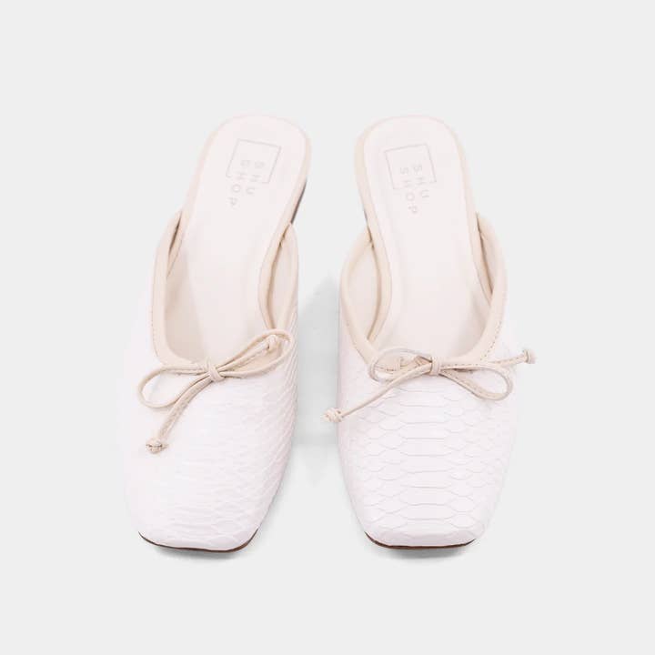 BONE SNAKE ANDREA for wholesale on Faire3