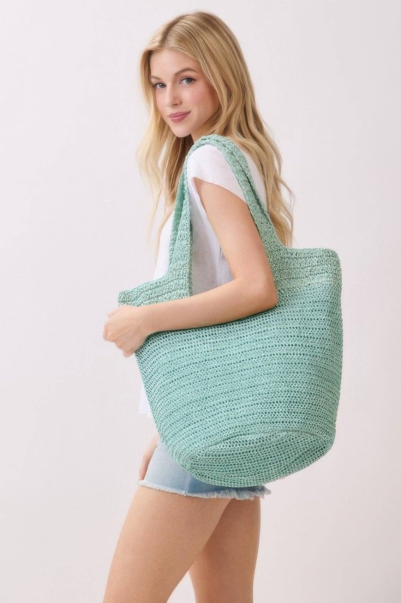 CC Wholesale Clothing - Wholesale Tote Bag - Women's - Round Bottom Handmade Strap Woven Straw Tote Bag8