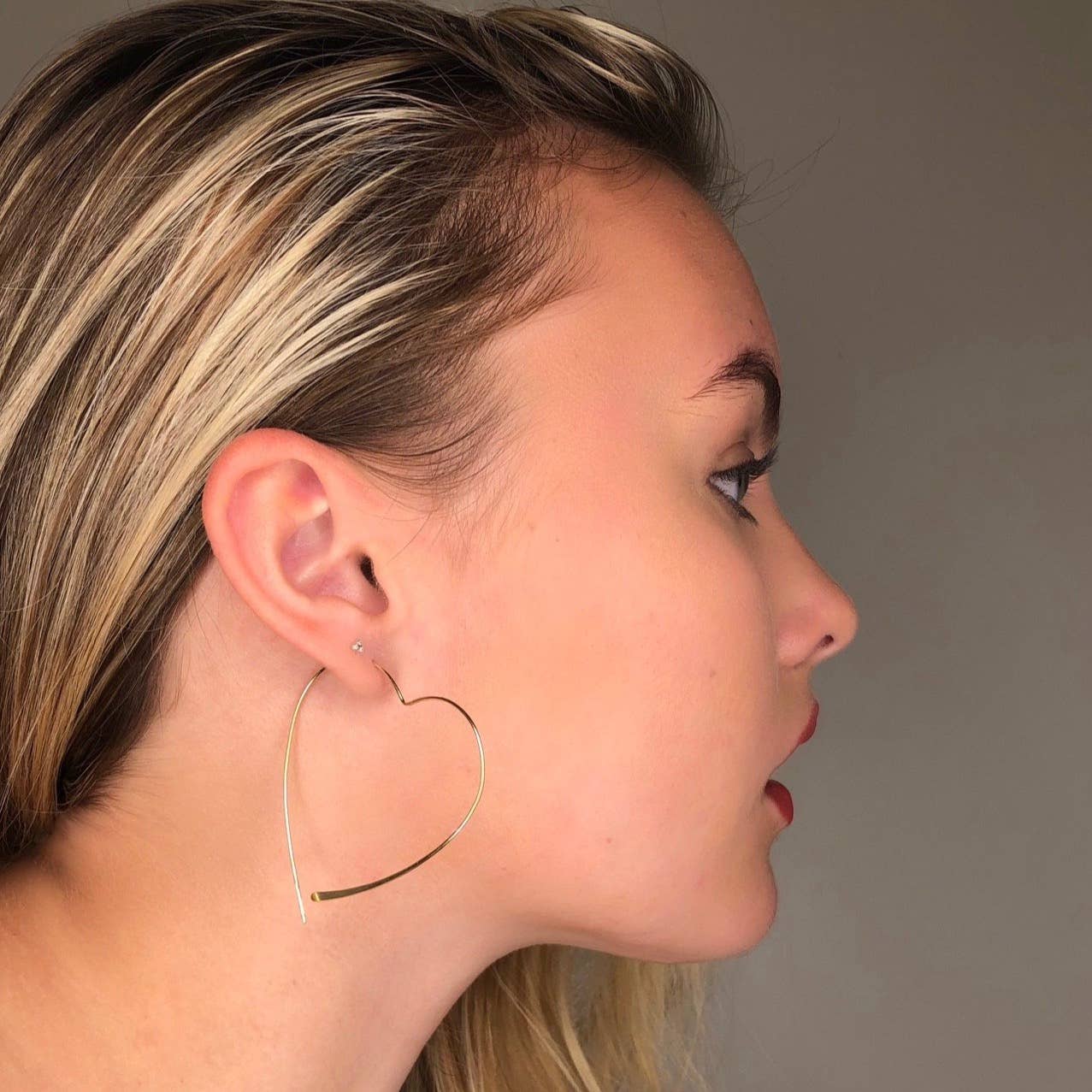 Be the Good - Wholesale Dangle Earrings - Classic Heart Threaders Earring2