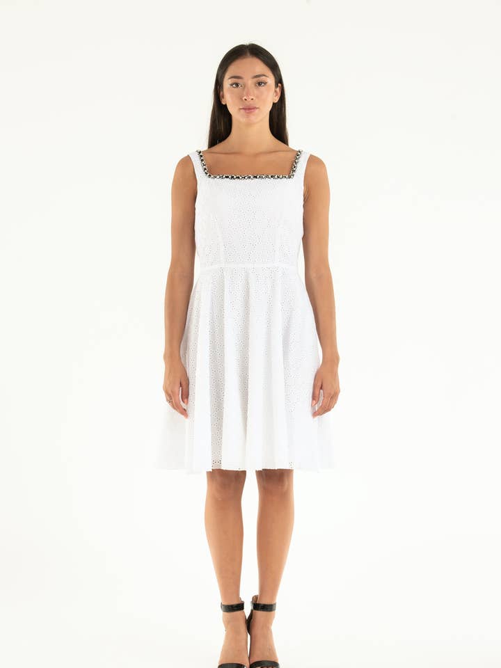 Spitzenkleid Sangallo für den Großhandel von Christine Bi