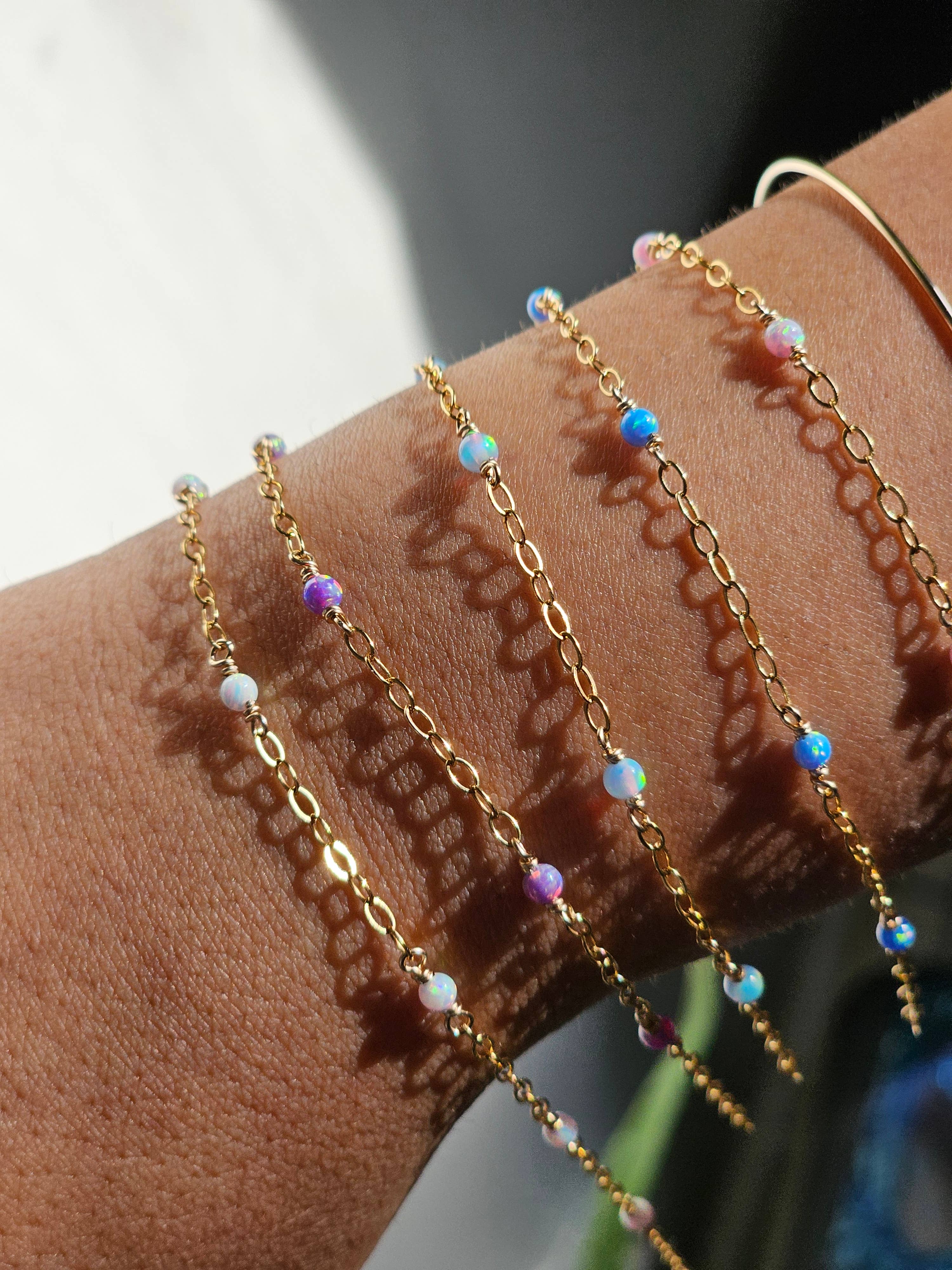 Half Moon Jewelry Designs - Vente Bracelets maillon et chaîne - Chaîne perlée d'opale au mètre, Or rempli/Argent sterling7