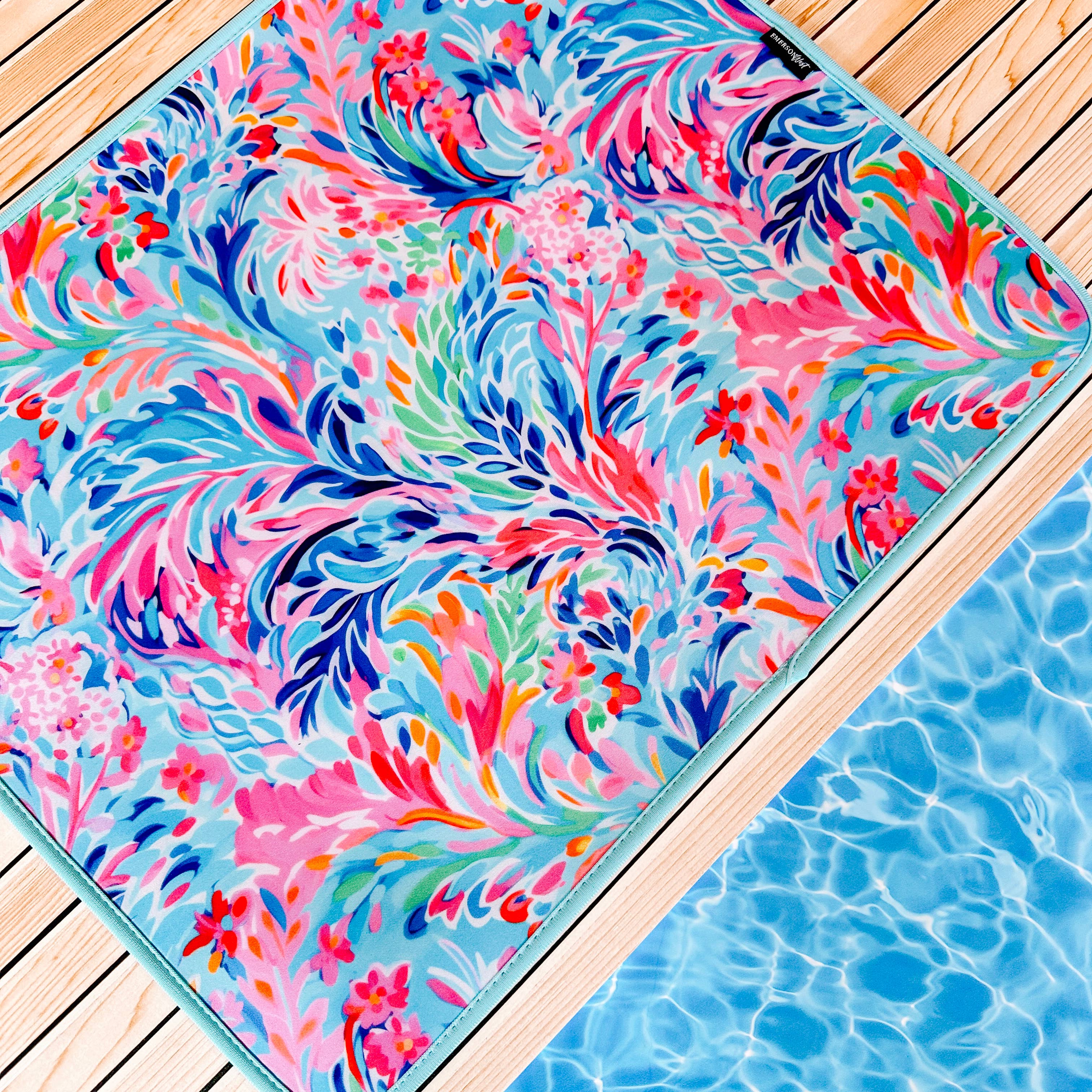 Emerson West – wholesale Beach accessories – Neoprene Poolside Seating Mats52