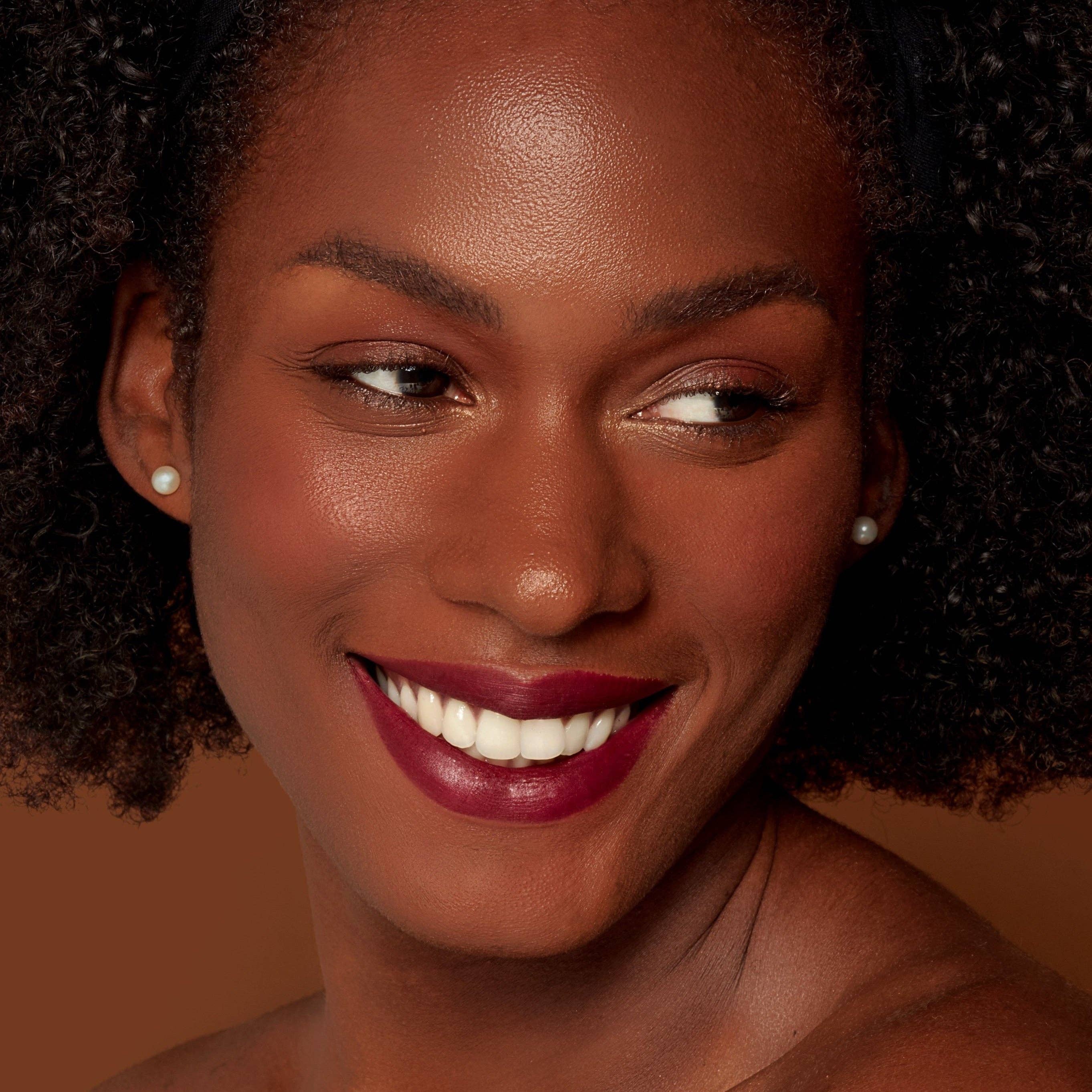 MELAYCI – wholesale Läppstift – Silkeslen sammetsläppstift med komfort – I'M GRATEFUL1