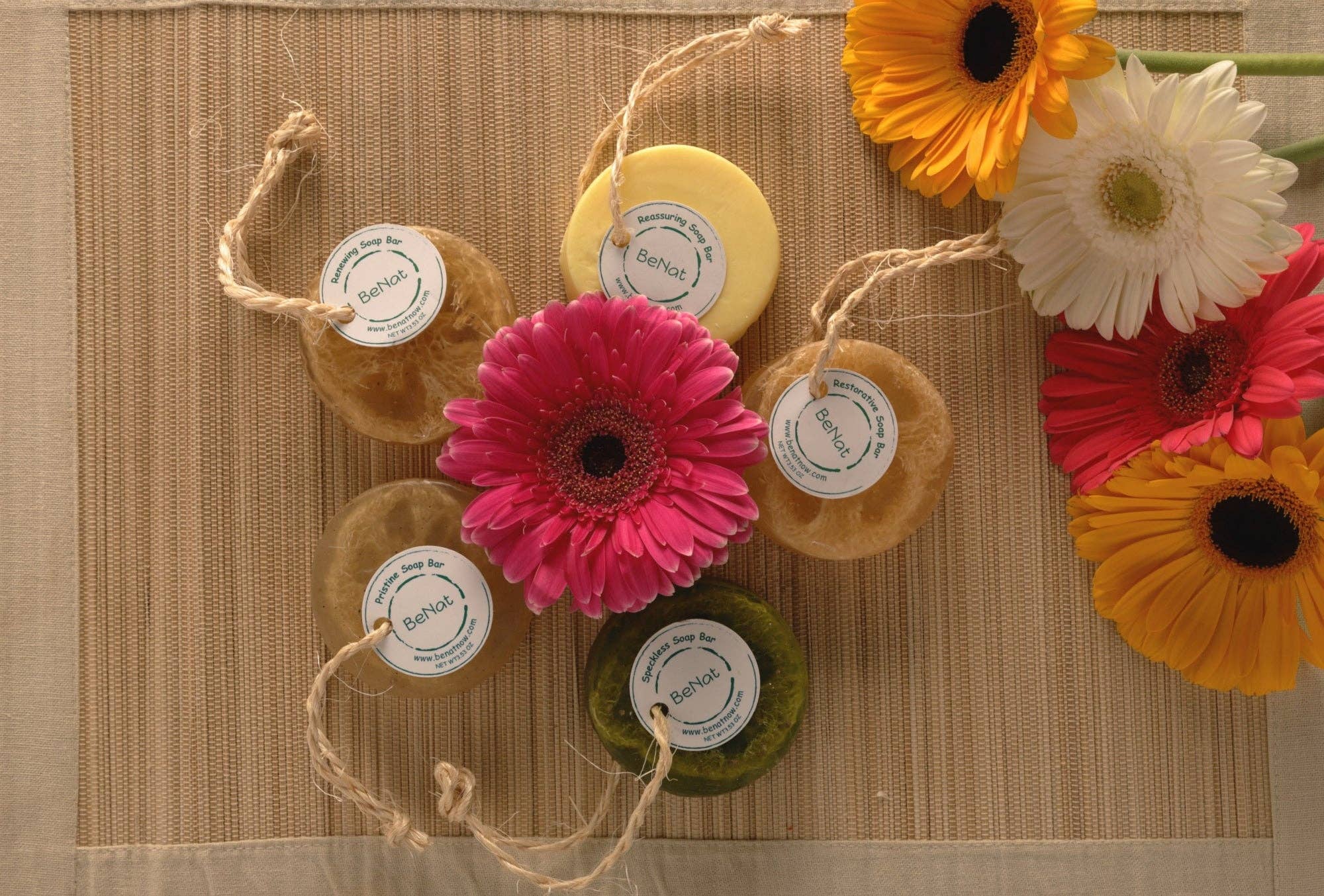 VIAI Beauty - Wholesale Bar Soap - Speckless Soap Bar. Chia, Lemon, Parsley, and Coconut Oil.6