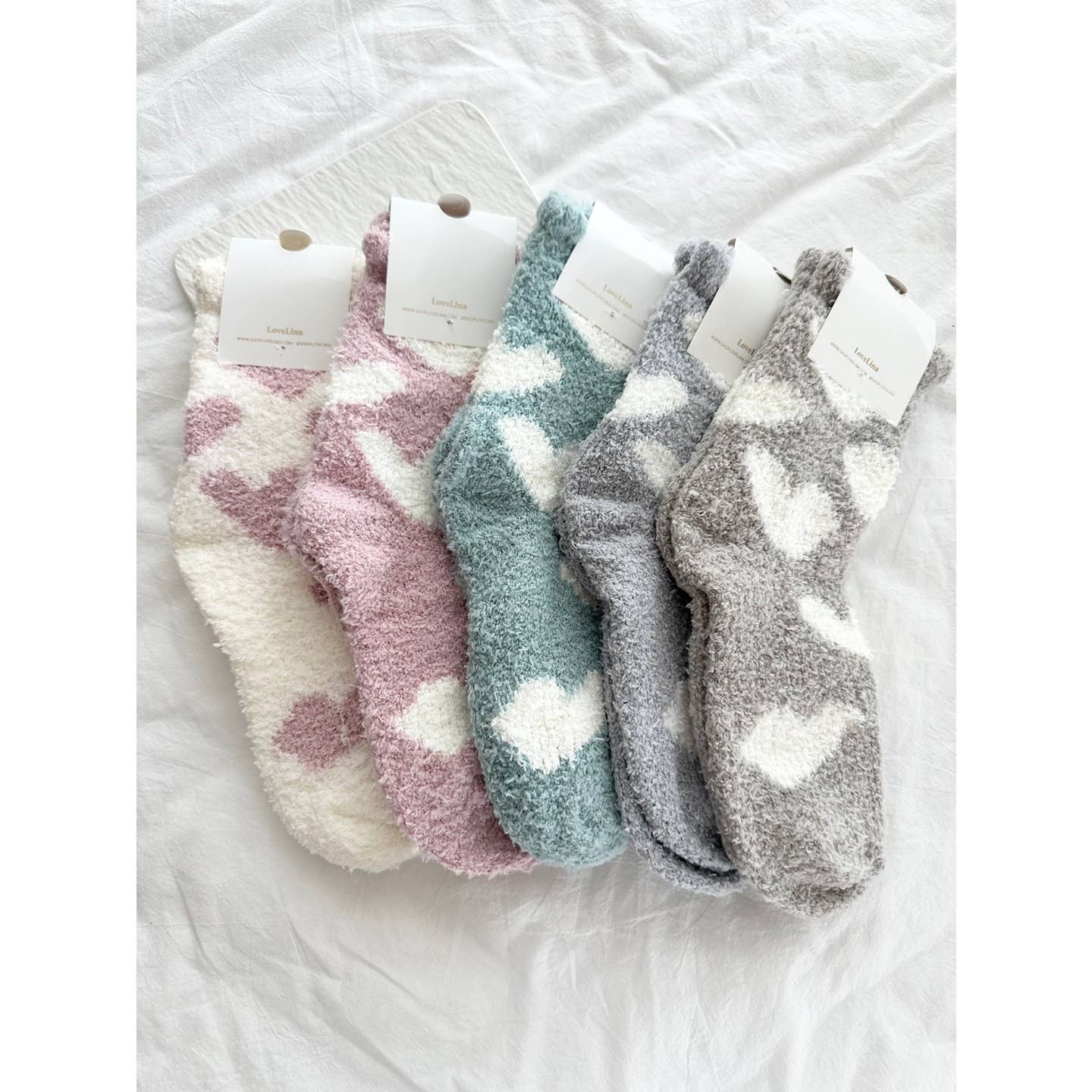 Assortiment Chaussettes douces à cœurs pour femmes - JUNI en vente sur Faire1