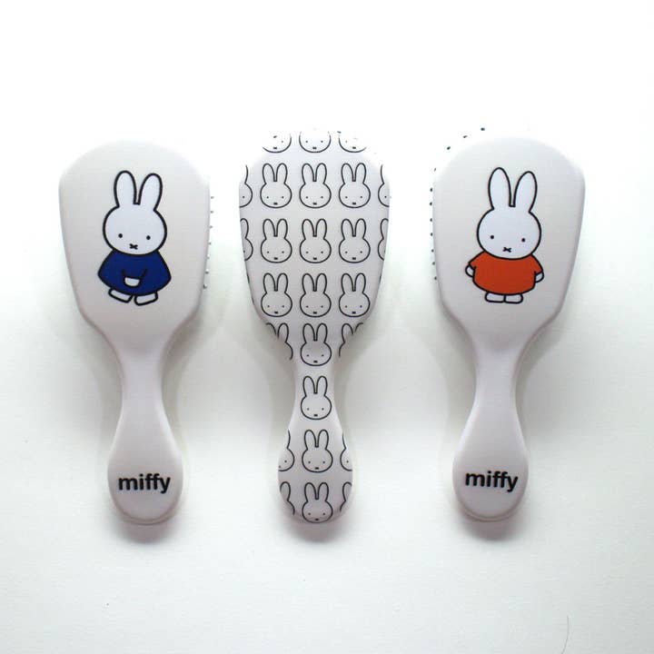 Yuko B - Wholesale Hair Brush/Comb Set - Kids & Baby - Display of 15 Miffy Brushes I Collection ©Mercis Bv1