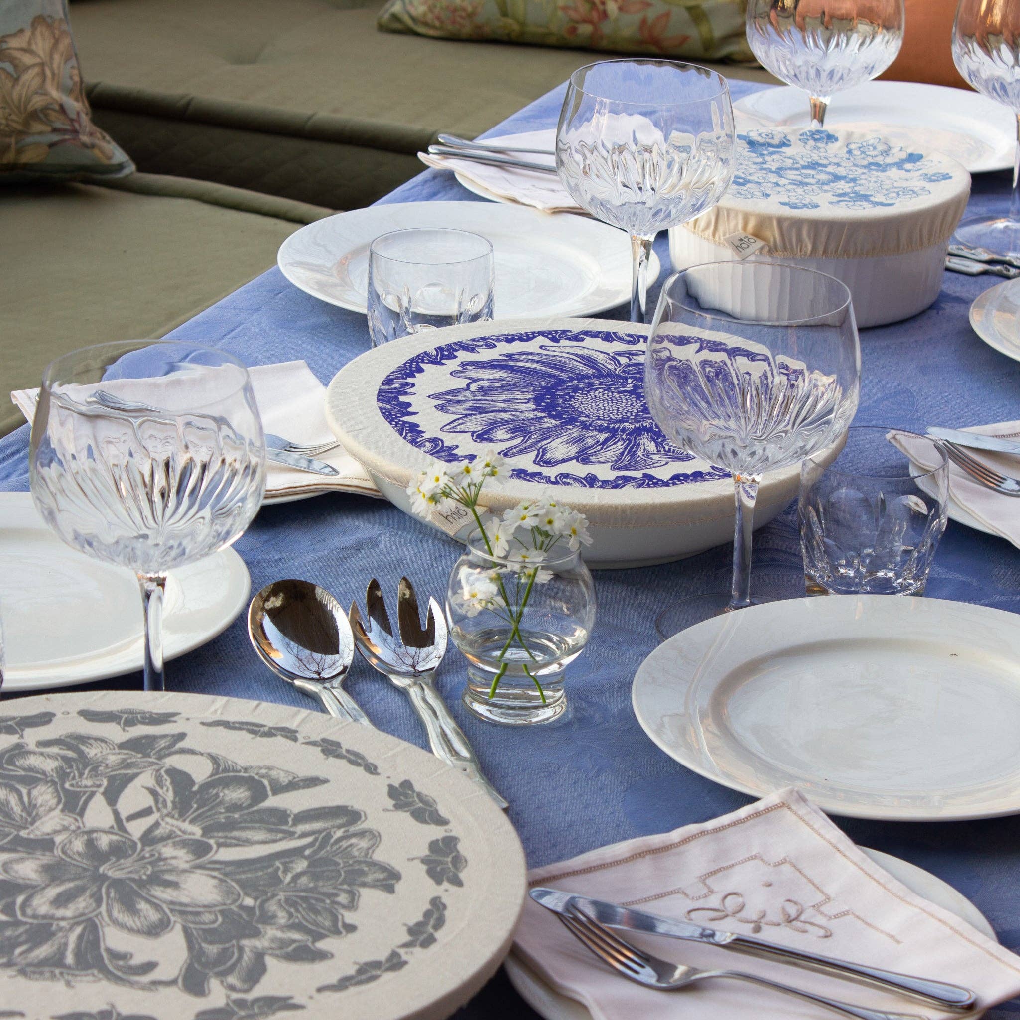 Halo Dish Covers - Wholesale Food Storage Wrap/Bag -  Halo Dish & Bowl Cover Large Set of 3 | Flower Print2