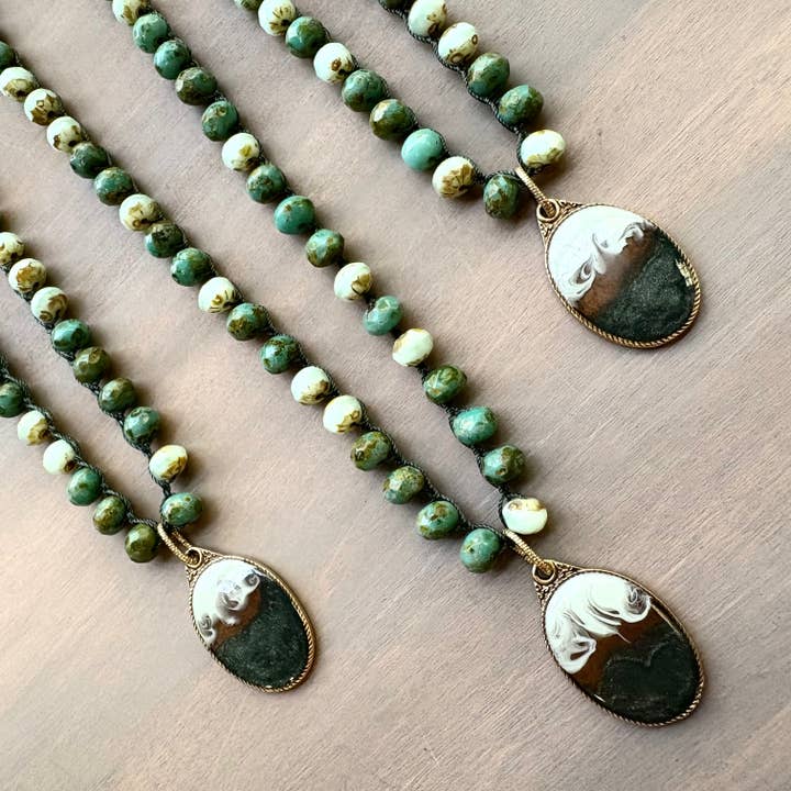 Twist Style - Wholesale Pendant/Charm Necklace - In the Woods Forest Green Portal Necklace2