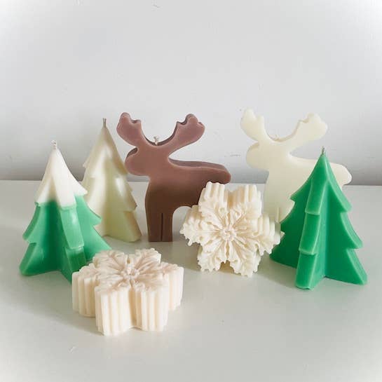 Hand molded christmas tree candle for wholesale by Sweet-Deco Creative