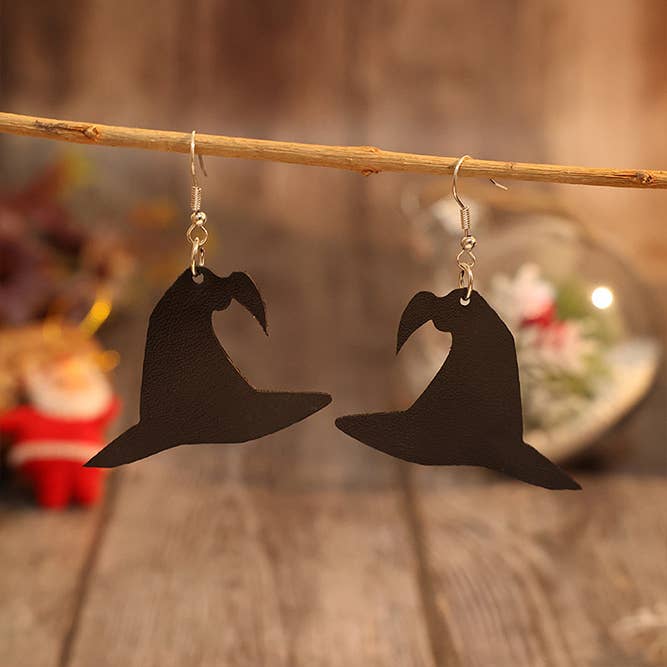 Negro Pendientes de cuero con sombrero de mago oscuro para Halloween SP396 de venta al por mayor en Faire