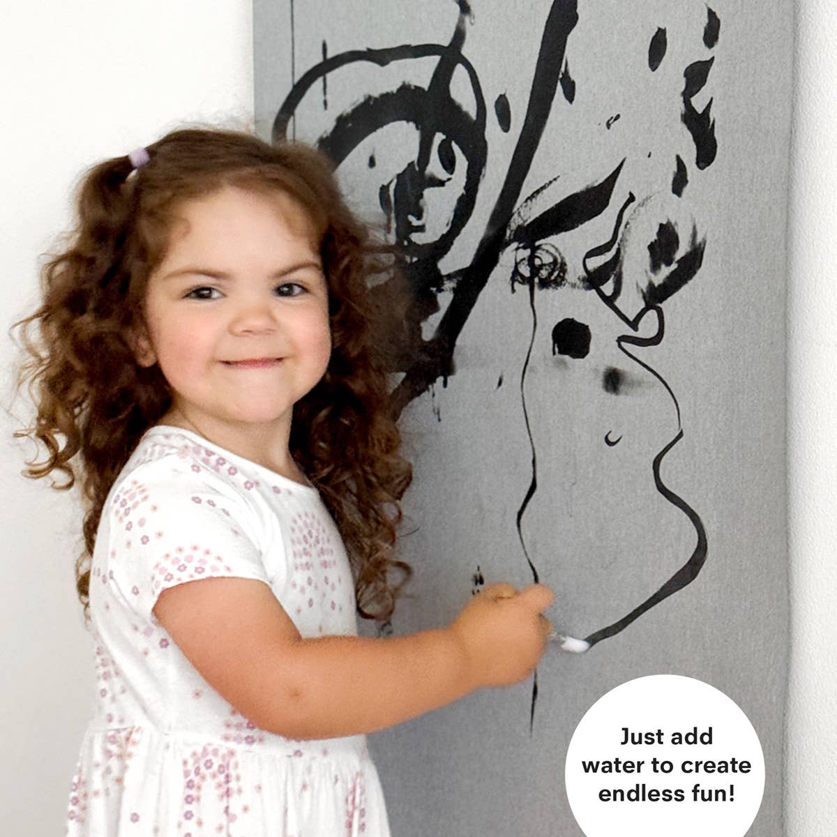 PRINT AND PROPER - Wholesale Art set – Child & baby - Kids Magic Water Poster. Reusable Mess-Free Painting w Water1