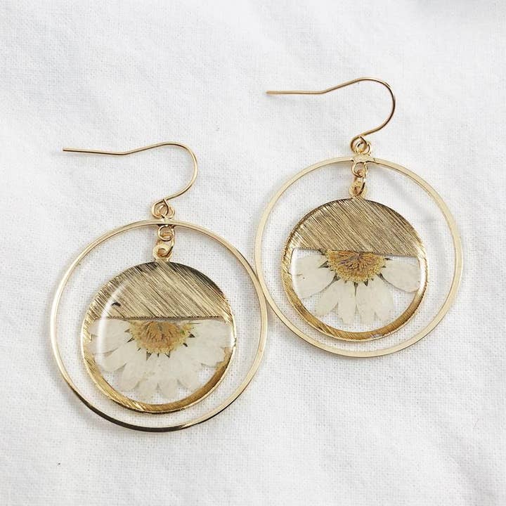 Diana - Gold Daisy Dangle Earrings for wholesale by Grab Bag Botany