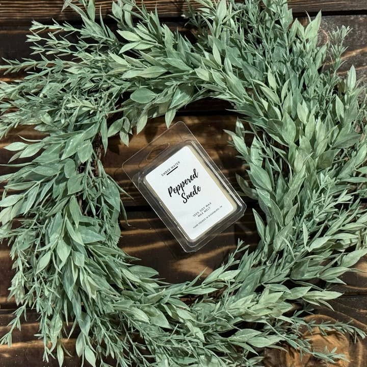 Ember Water – wholesale Wax melt – Peppered Suede Wax Melt1