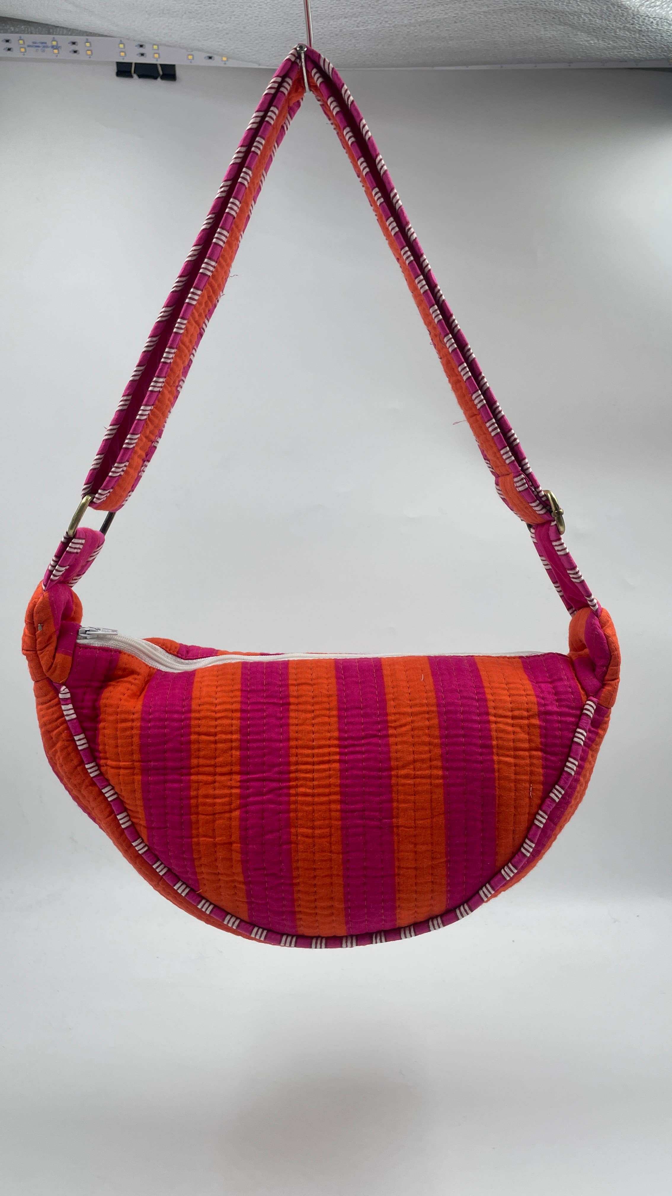 Funky Yak Ltd – wholesale Crossbody bag – Women's – 100% Cotton Kantha Quilted Shoulder Bag/Cross Body Bag