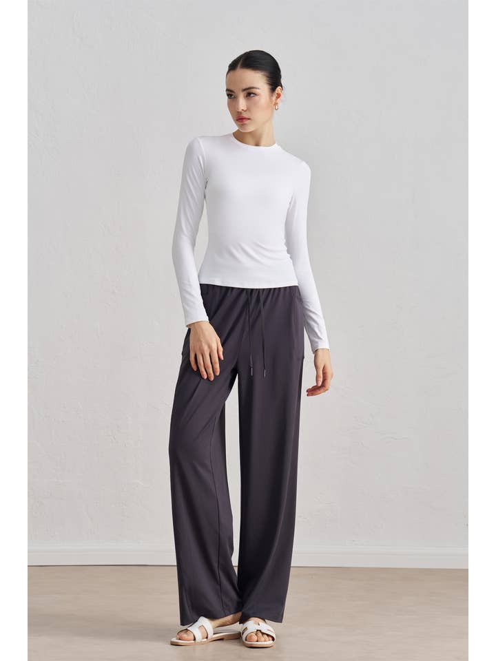 91thelabel - Wholesale Athletic Top - Women's - Penelope Long Sleeve Sculpting Active Top3