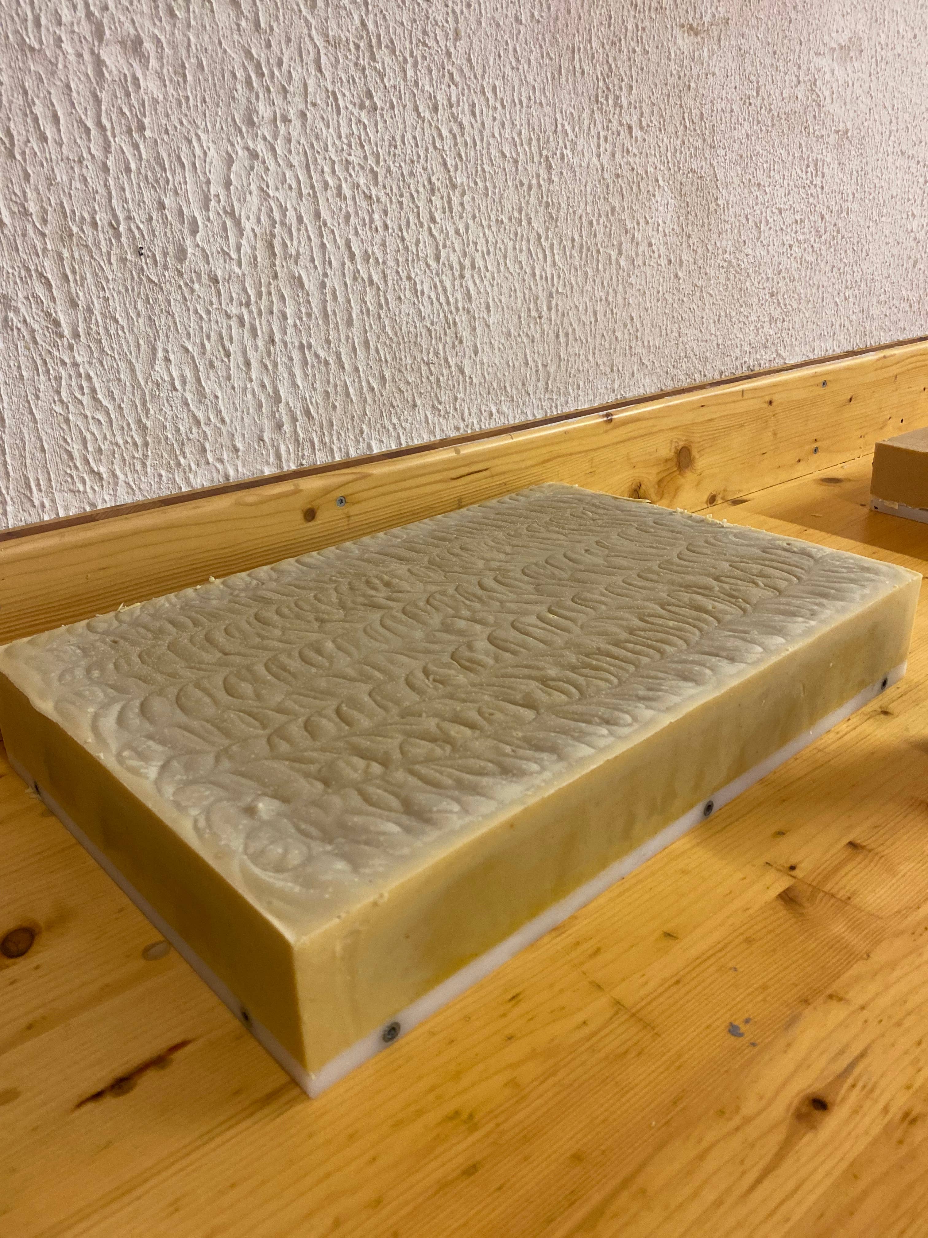 Bulles De Camargue - Venta al por mayor Pastilla de jabón - Jabón artesanal sobreengrasado con leche de burra bio LE BOURRIQUETTE6