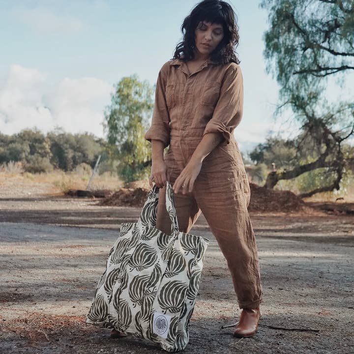 Real Fun, Wow! - Wholesale Beach Bag - 'Reaching For Light’ Beach Bag