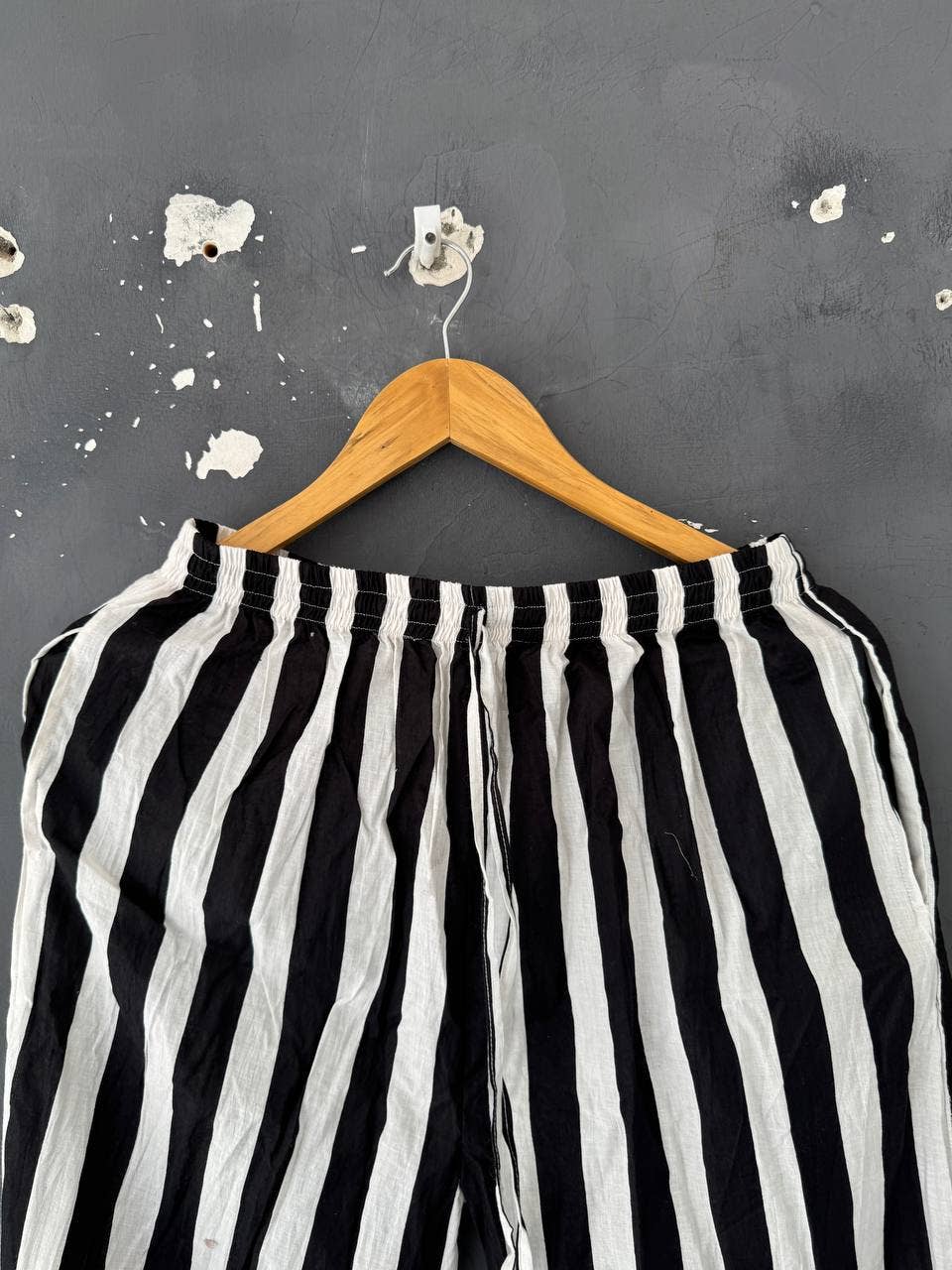 GYPSY STUDIO – Großhandel Schlafanzug-Set – Damen – Modisches Damen-Pyjama-Set aus Baumwolle für den Sommer3