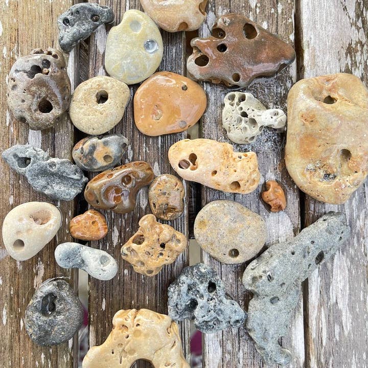 Bodhi Leaf Market - Wholesale Spiritual Stone/Crystal - Fairy Stones, Hag Stones, Crystal Magic