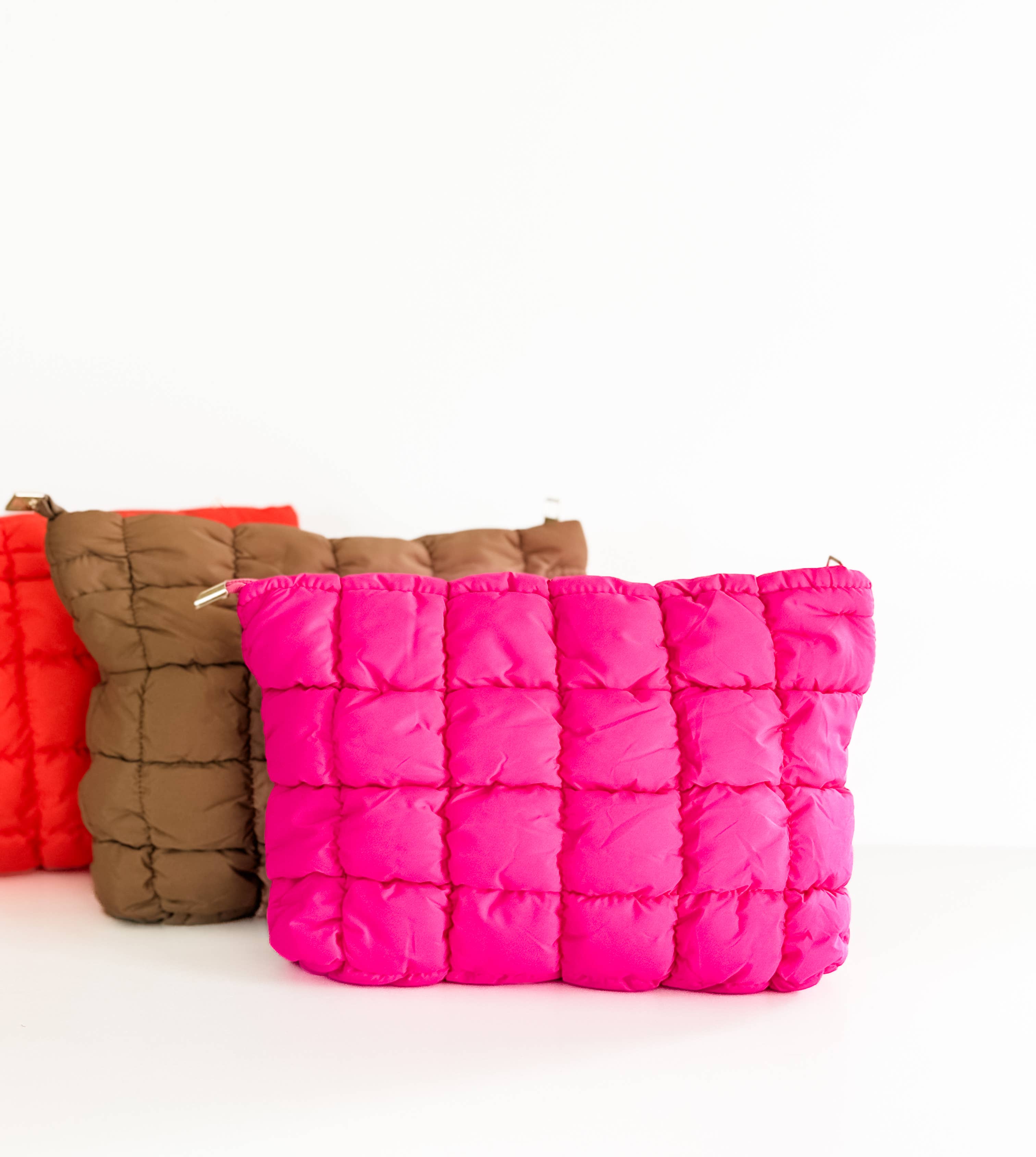 Mugsby - Wholesale Makeup/Cosmetic Bag - Quilted Puffer Makeup Bag Cosmetic Travel Pouch1