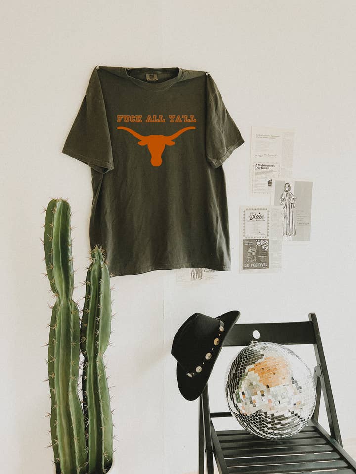 Yoga Bitch Apparel – Großhandel T-Shirt mit Siebdruck – Damen – Fuck All Ya'll Texas Fußball-T-Shirt