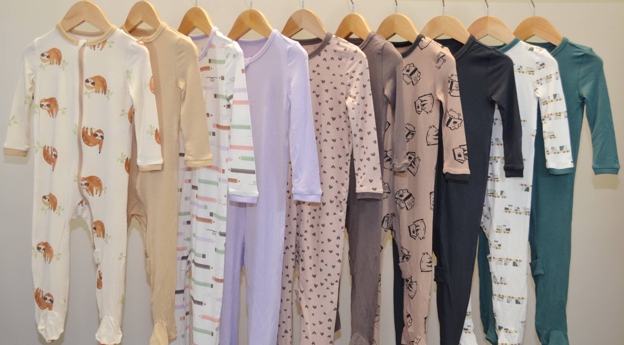 Silkberry Baby - Wholesale Sleepsuit - Baby - Bamboo Zip up Footed Sleeper (Print)1