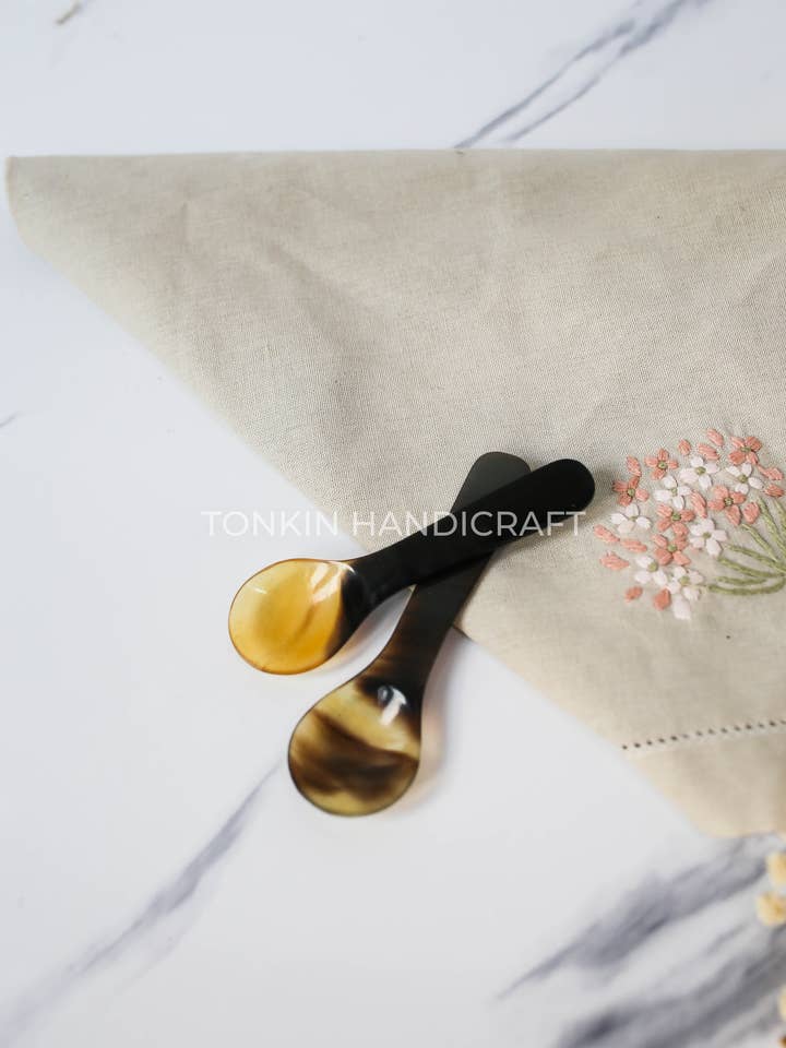 Horn Spoon 08 for wholesale by Tonkin Handicraft