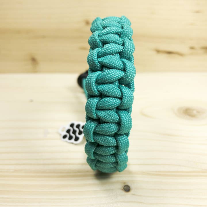 Blakii - Wholesale Woven/Braided Bracelet - Paracord Bracelets Display5