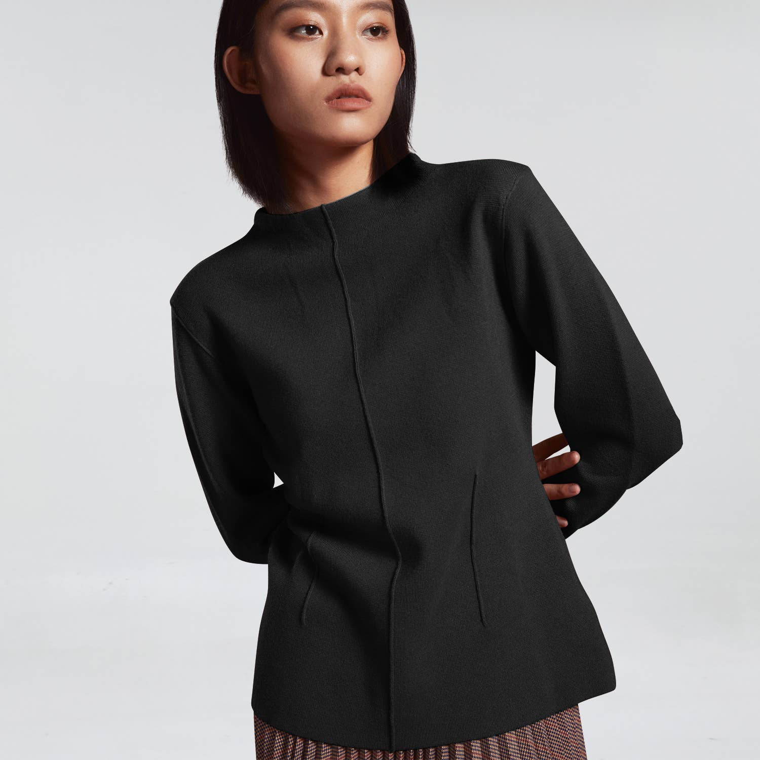 Smart and Joy – wholesale Knitted jumper – Women′s – Sweater with embossed lines2